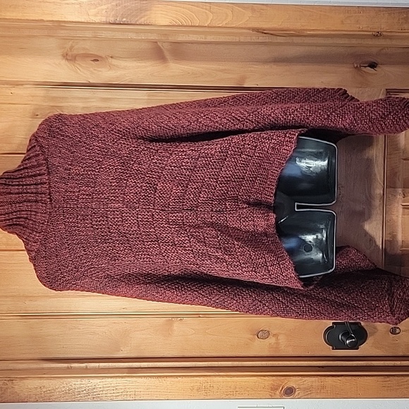 Snuggly Burgundy Sweater Cape with Coconut Buttons - Picture 5 of 10